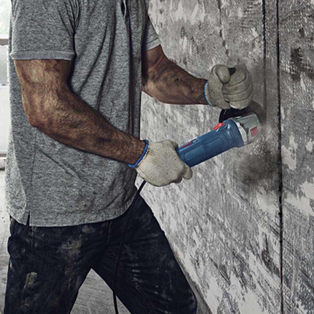 ESMERI ELET ANG 4.1/2'-115M GWS-700 710W BOSCH