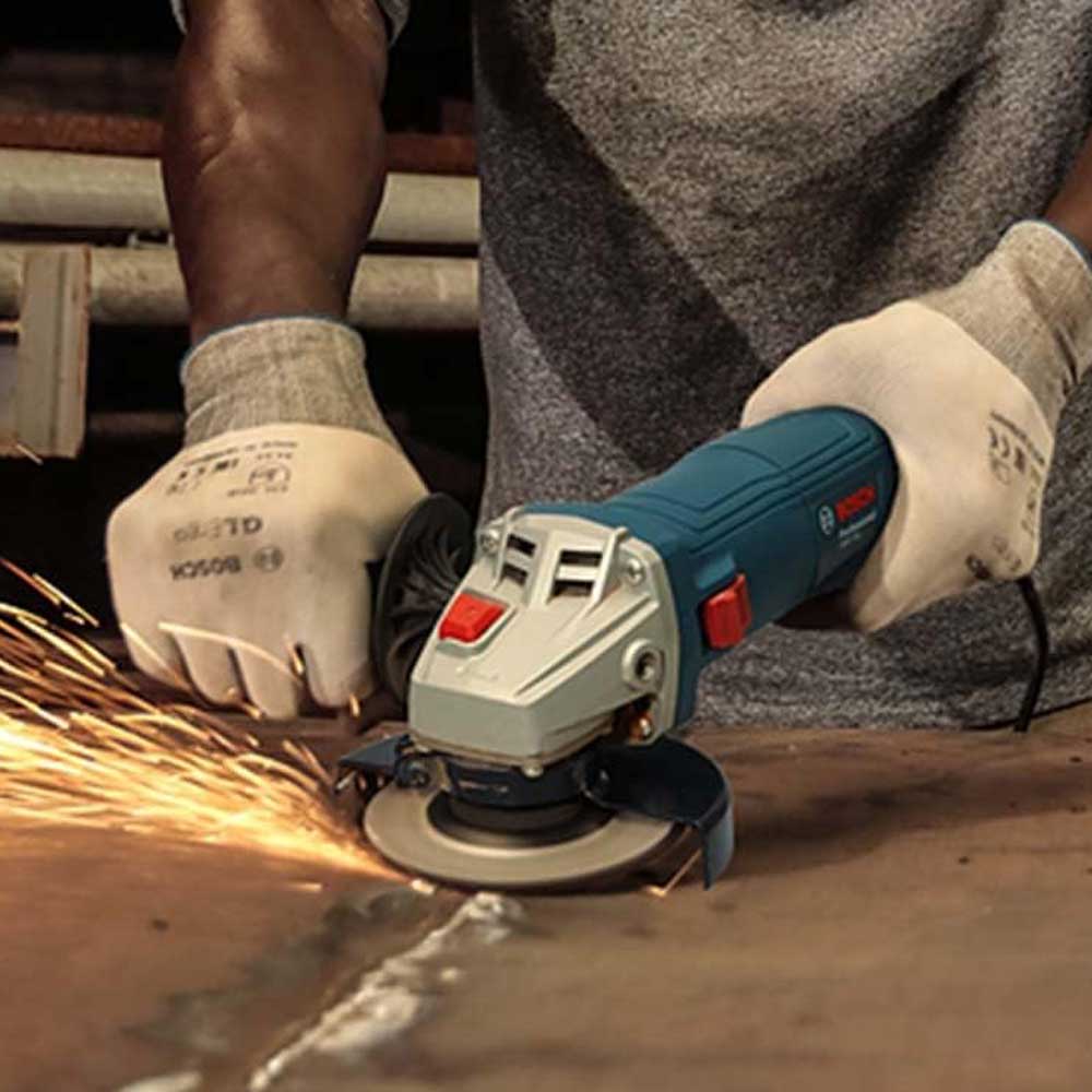 ESMERI ELET ANG 4.1/2'-115M GWS-700 710W BOSCH