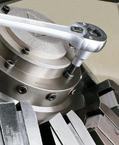 84af73e37bb1835b4f65a17470b96500