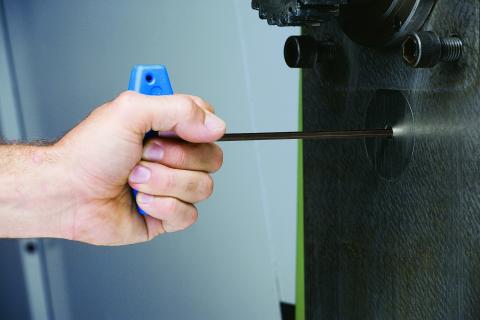 0ae593e5bf9026256adfcc56ac31a9f5