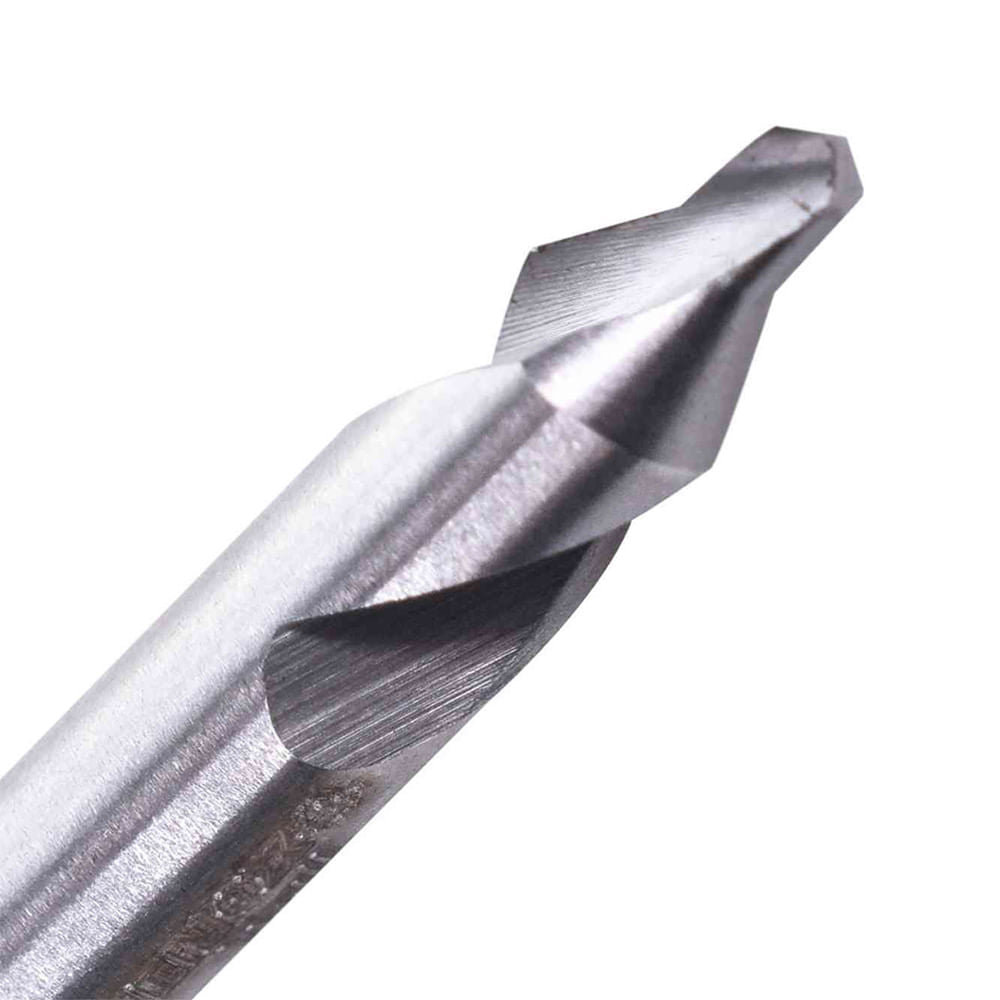 e5bb032b18f8517dd2a0a1f3ecec4777