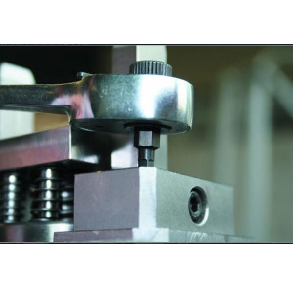 9df65af54d545b94cc4ca94411170640